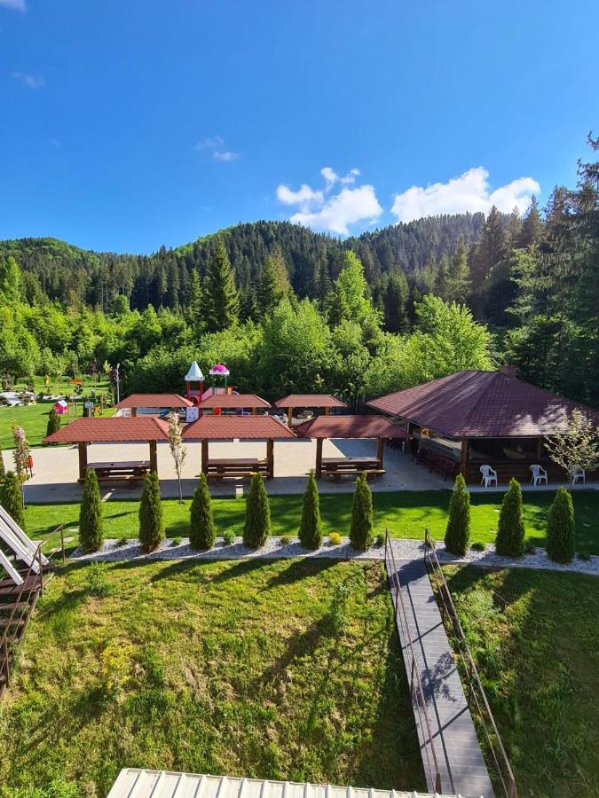 Pensiunea Andias Сучевица Экстерьер фото